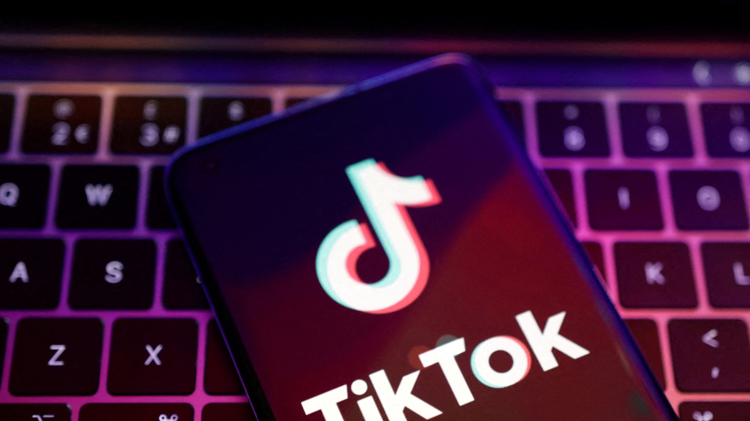 TikTok почав радити користувачам публікувати довгі горизонтальні відео
