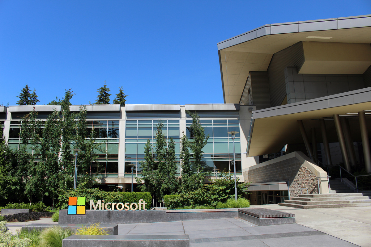 Ринкова вартість Microsoft досягла 3 трлн доларів