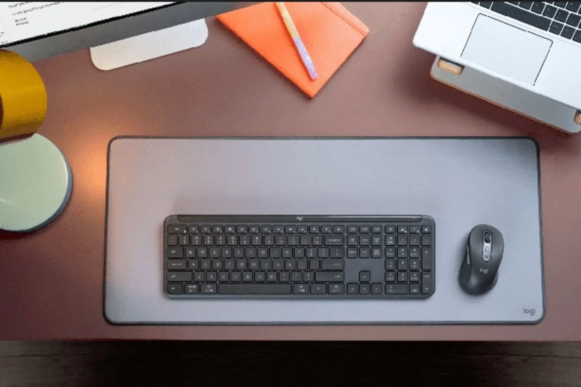 Logitech випустила бездротову клавіатуру Signature Slim K950