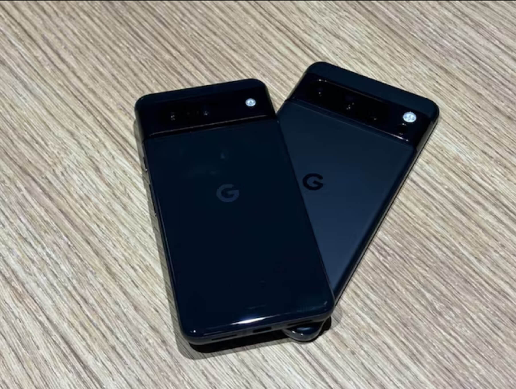 Чи зможе Pixel 10 від Google конкурувати з iPhone 17