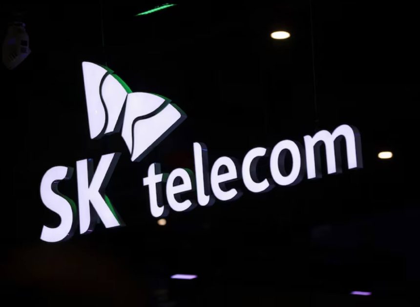 Акції SK Telecom обвалилися після витоку даних через кібератаку