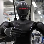 Компанія AgiBot активно інтегрує гуманоїдних роботів у виробництво