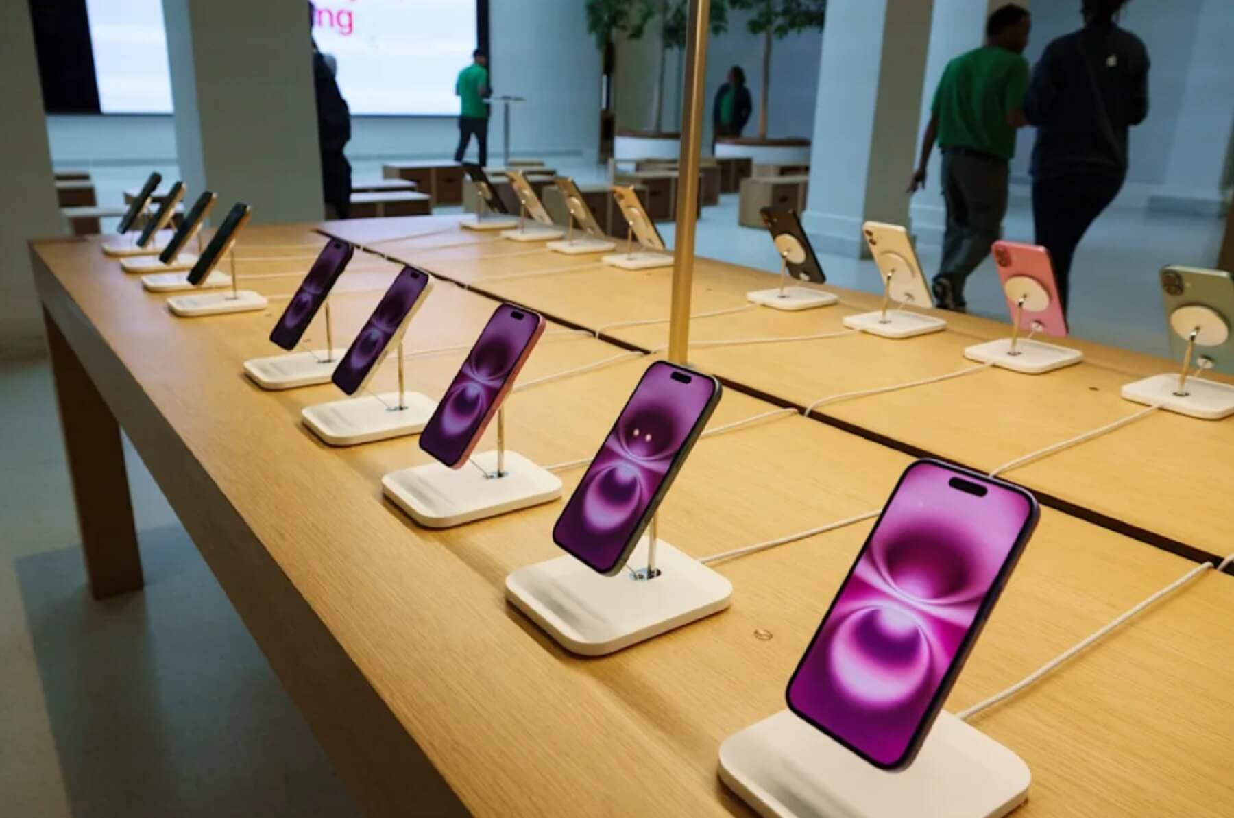 Apple розглядає можливість придбання Perplexity AI