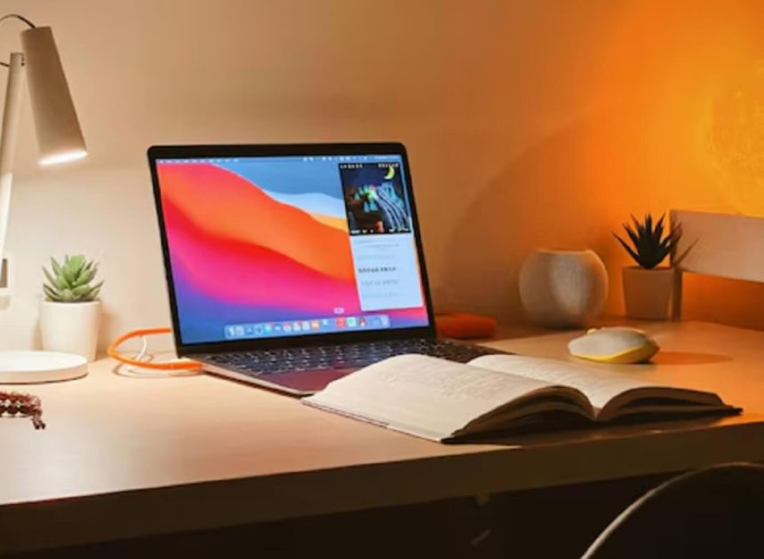 Apple готує бюджетний MacBook з чіпом iPhone