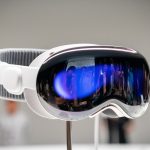 Apple звинувачує колишнього інженера Vision Pro в присвоєнні комерційних таємниць