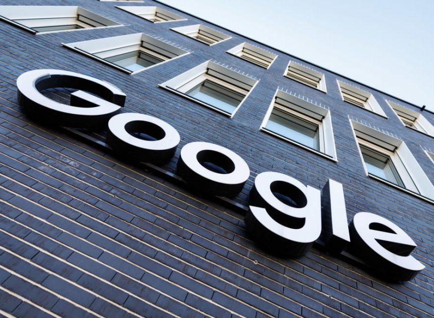 Коло Пошуку Google тепер перекладає текст під час прокручування