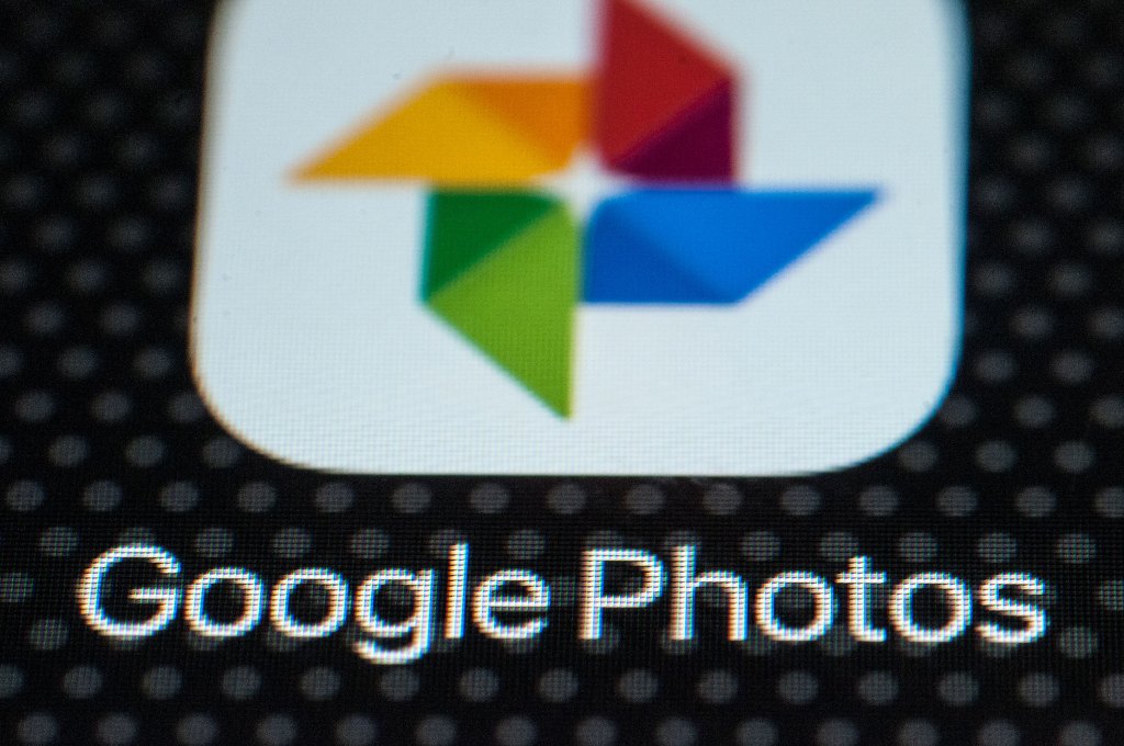 Google Photos поєднує традиційний пошук з ШІ для пришвидшення отримання результатів