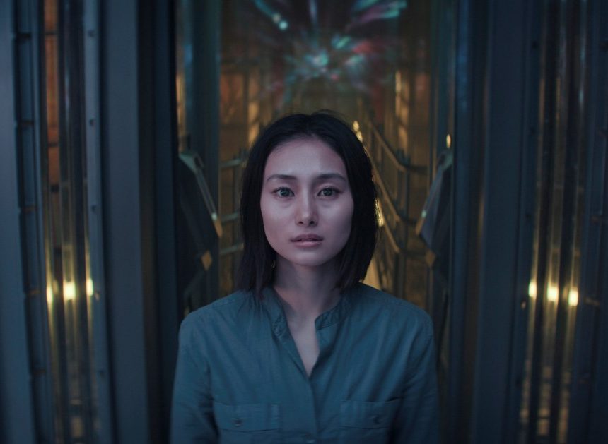 Третій сезон трилера про інопланетян Invasion від Apple вийде в серпні