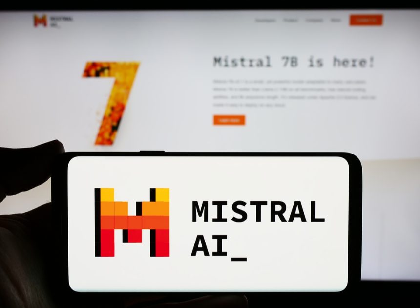 Доповідь: Mistral Намір підвищити фінансування для хмарних послуг у сфері штучного інтелекту