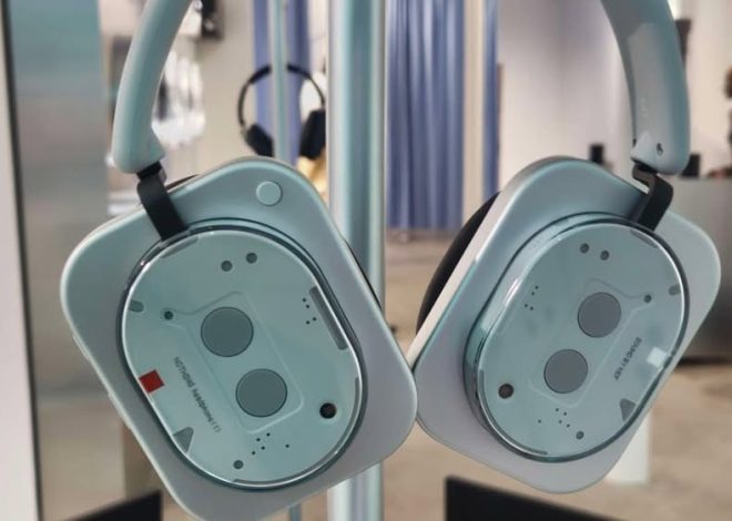 Ліки Nothing Headphone 1 демонструють незвичний прозорий дизайн
