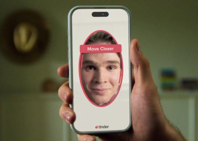 Обов’язкова перевірка обличчя в Tinder з’явилася в США