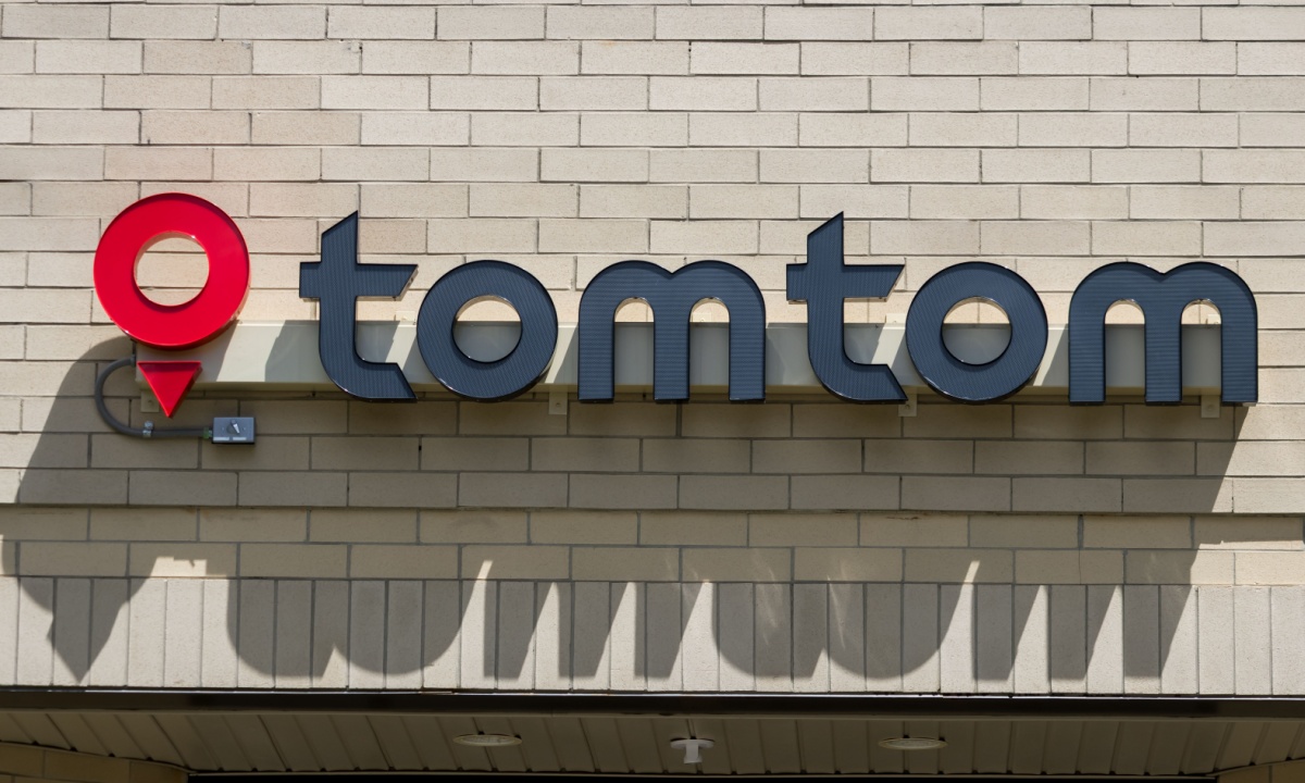 Компанія TomTom, виробник GPS, скоротить 300 робочих місць, адаптуючись до штучного інтелекту