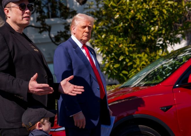 Трамп оголосив про намір розглянути можливість депортації Маска на фоні ескалації конфлікту щодо закону