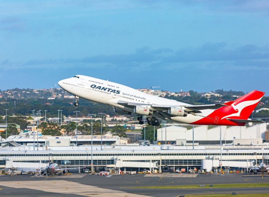 Злом Qantas призвів до крадіжки особистих даних 6 мільйонів пасажирів