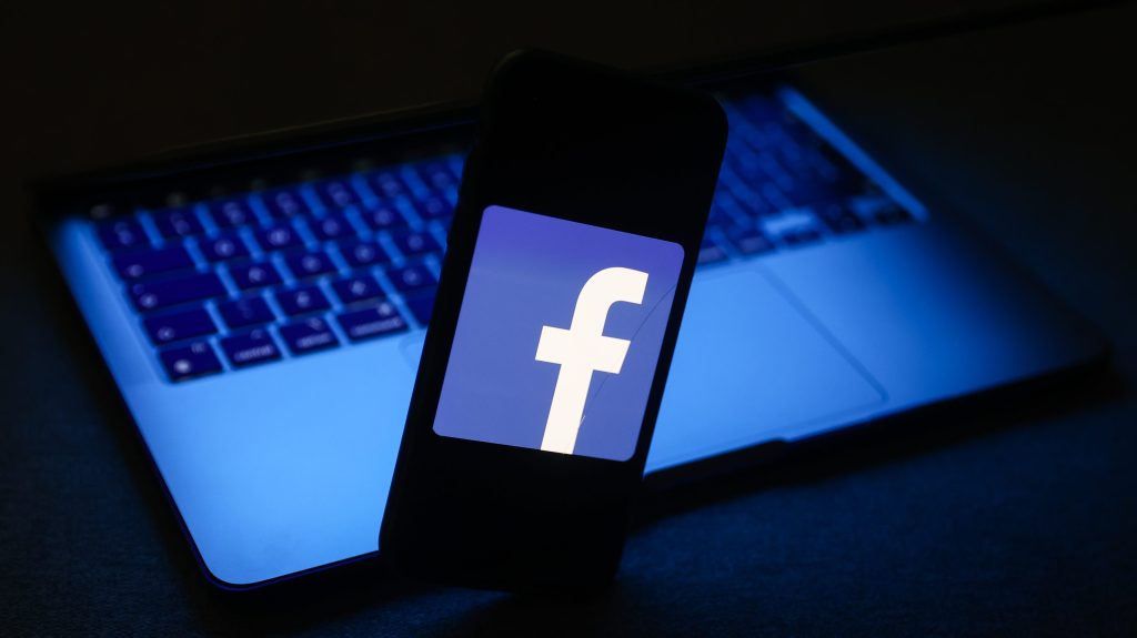 Facebook незабаром запровадить підтримку паспортів на Android та iOS