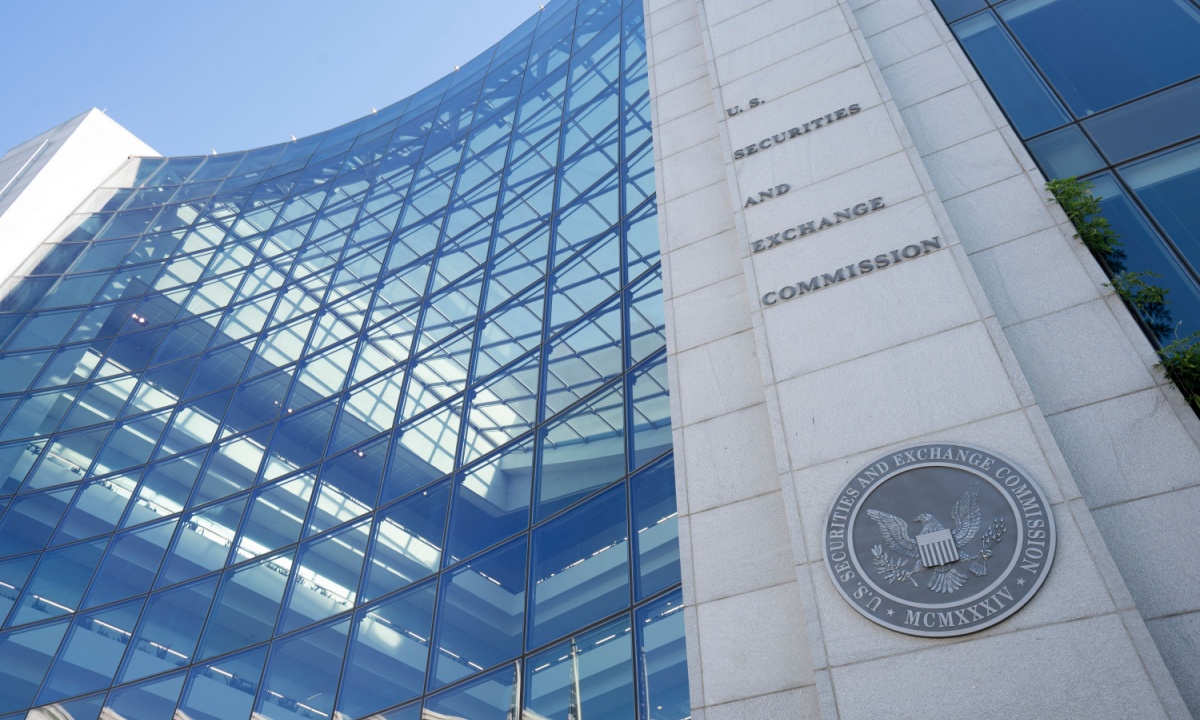Група спеціалістів SEC Сприяє Впровадженню «Відповідного Використання Штучного Інтелекту»