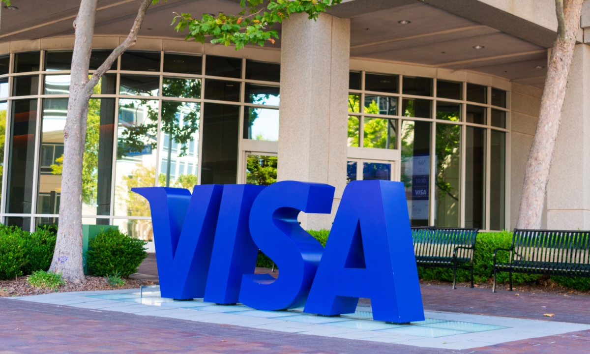 Гендиректор Visa вбачає в ШІ та стабільних монетах майбутнє цифрових платежів