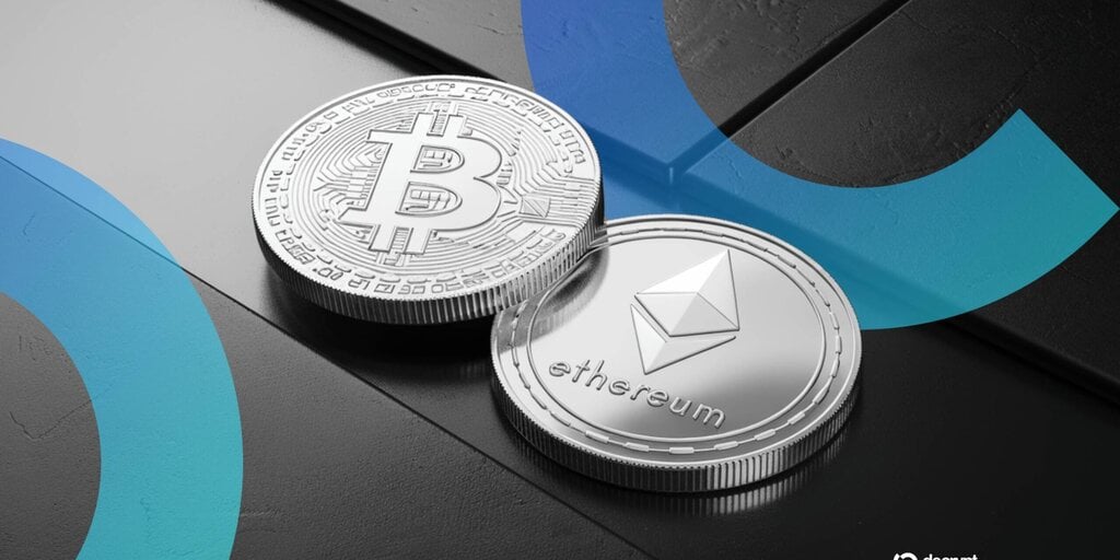 Скорочення Bitcoin та Ethereum ETF Ймовірно, Є Тимчасовою Затримкою Перед Наступним Зростанням: Експерти