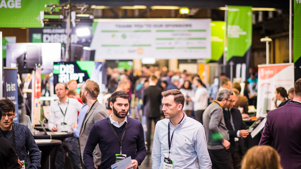 Забронюйте свій стенд на виставці Disrupt 2025 раніше за суперника