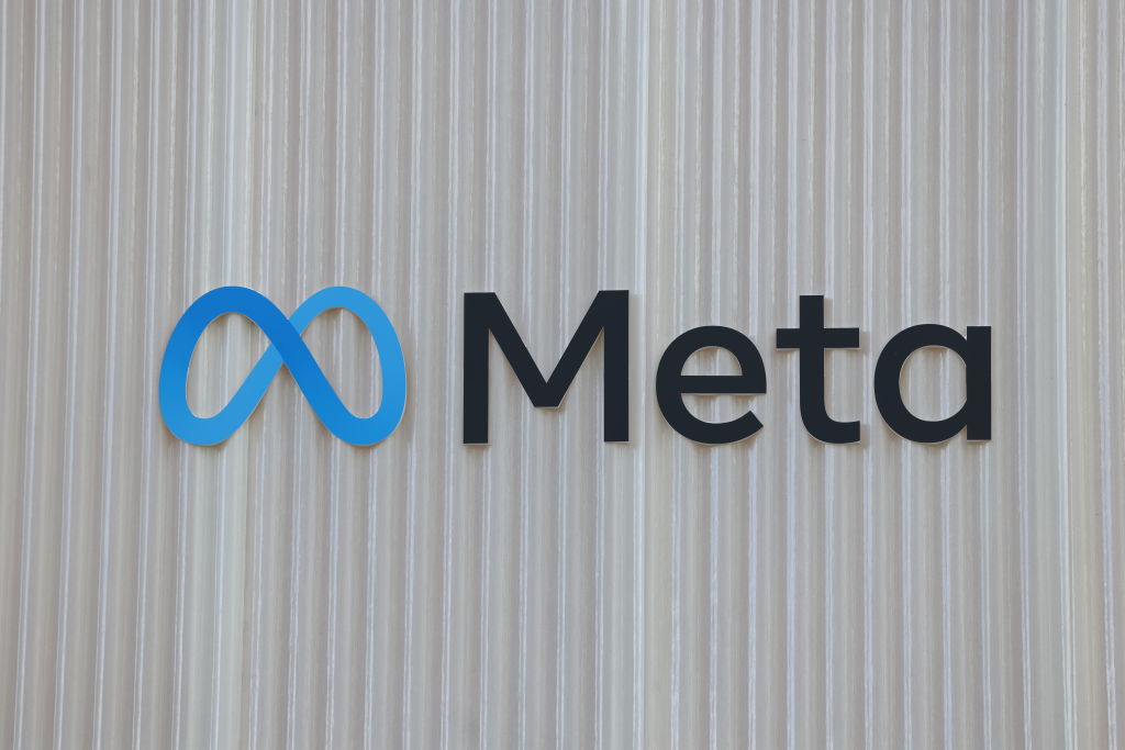 Meta оновлює функції Community Notes, додаючи сповіщення про виправлені публікації