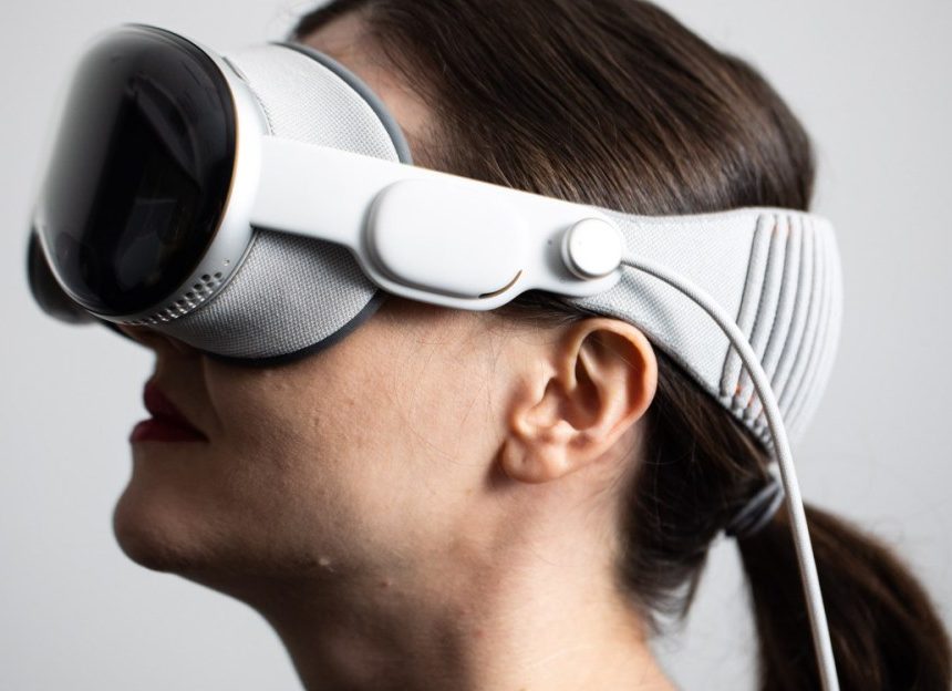 Перші прямі “занурювальні” спортивні трансляції для Vision Pro