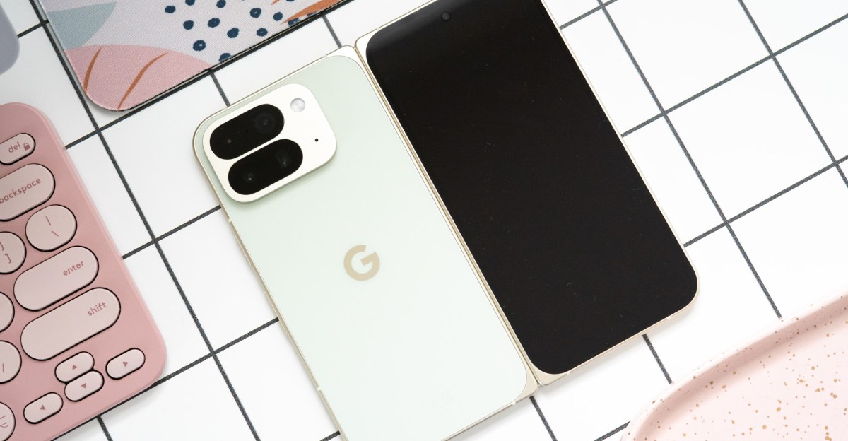 Google Pixel 10 Pro Fold: нові горизонти надійності у світі складаних смартфонів