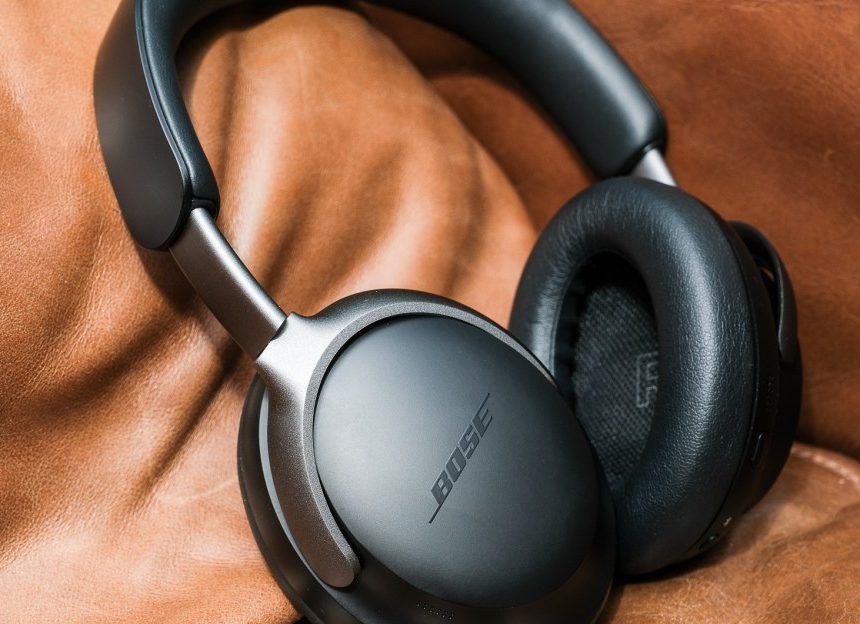 Залиште позаду високі ціни: здобудьте до 70% знижки на навушники Bose та Sony вже зараз!