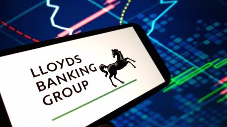 Lloyds анонсує революційного фінансового асистента на базі штучного інтелекту: як це змінить банківські послуги у 2026 році