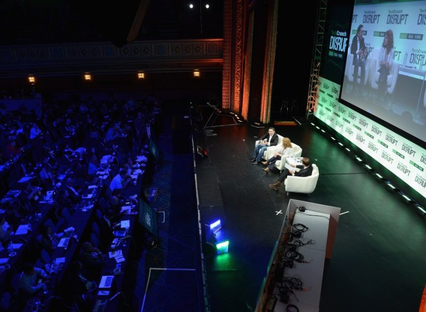 Лише 5 днів до Disrupt 2025: Чи змінить цей стартап-фестиваль правила гри у світі інновацій?