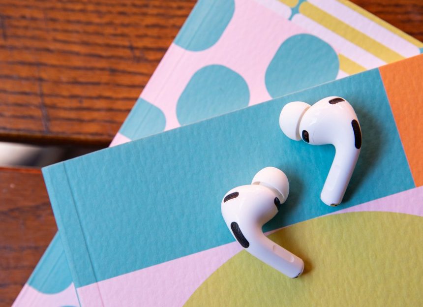 Секрети чорної п’ятниці: найвигідніші пропозиції на AirPods від Amazon, Walmart і Best Buy, які не можна втратити
