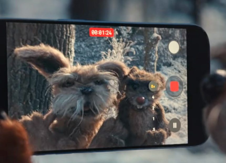 Як Apple перетворює свята на магію: за лаштунками нового рекламного шедевра з ляльками