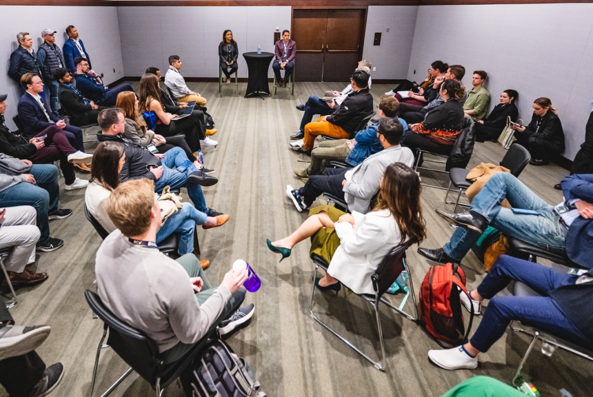 Дисрупція 2025: як інтерактивні панелі змінять наше розуміння майбутнього технологій