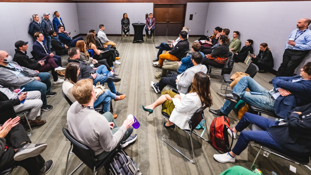 Дисрупція 2025: як інтерактивні панелі змінять наше розуміння майбутнього технологій