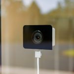 Ваша безпека під контролем: як нова камера Wyze стежить за вашим двором зсередини дому