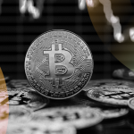 Bitcoin зазнає рекордного спаду: чому цикли прибутку від криптовалюти переорієнтуються на негатив?