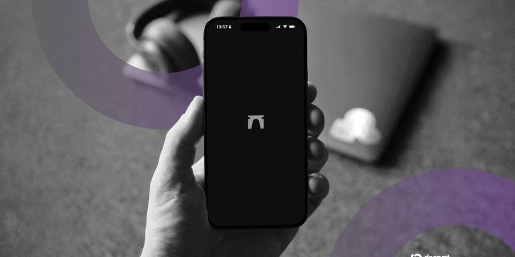 Farcaster повертає $180 мільйонів інвесторам: чи врятує новий стратегічний курс на розробників платформу від занепаду?