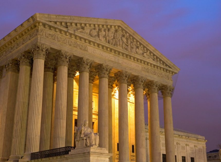 Шокуюче зізнання: чоловік визнає провину у зломі системи подання документів Верховного суду США