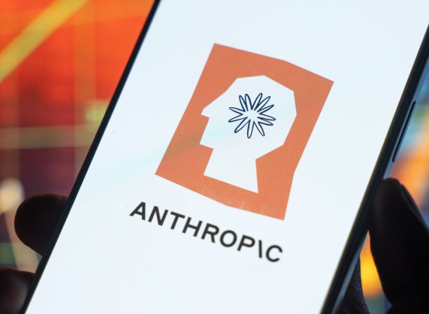 Чи змінять нові рішення Anthropic правила гри на перенасиченому ринку стартапів?