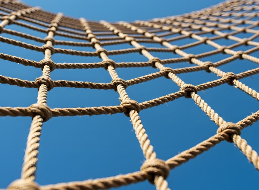 Чи готовий світ до нових податків на штучний інтелект: Загроза чи захист соціальних гарантій?