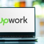 Чи зможе Upwork трансформувати ринок: експерти та ChatGPT в одній команді?