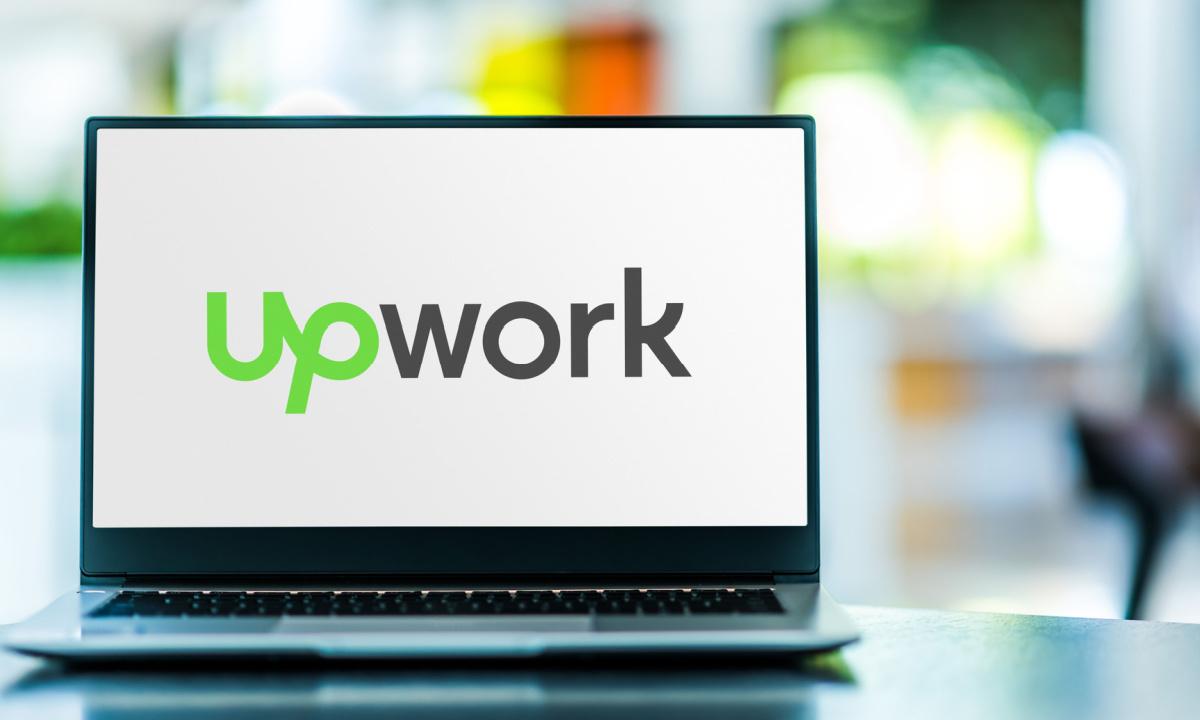 Чи зможе Upwork трансформувати ринок: експерти та ChatGPT в одній команді?