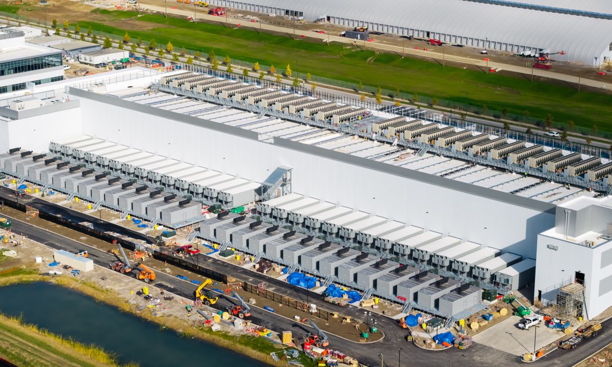 Blackstone прискорює експансію у революції інфраструктури штучного інтелекту: чи зможе компанія утвердити лідерство?