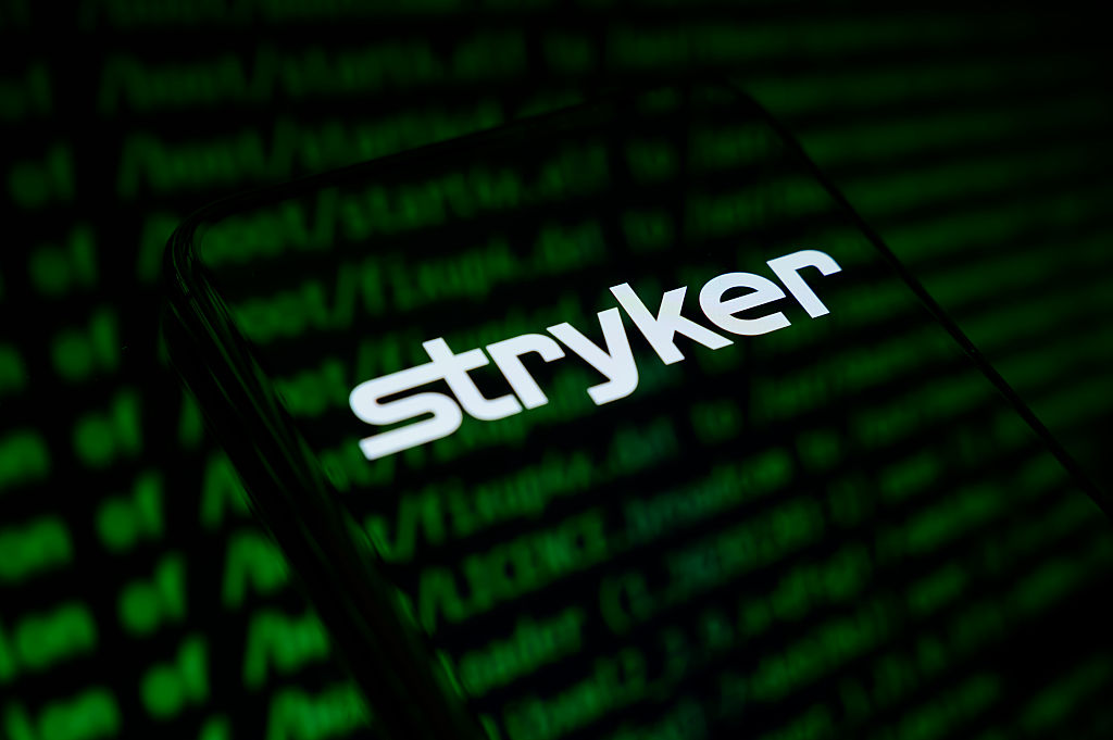 Stryker відновлює системи після руйнівної атаки іранських хакерів на тисячі працівників: як це вплине на безпеку даних?