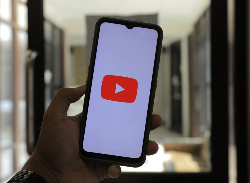 YouTube дозволить створювати власні стрічки рекомендацій